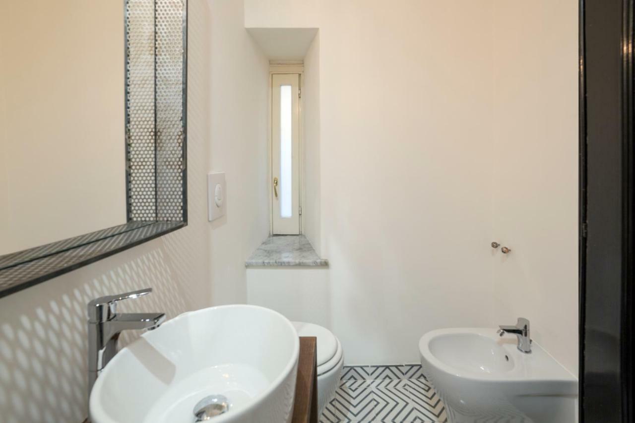 Futura Retro Hotel Salerno Buitenkant foto